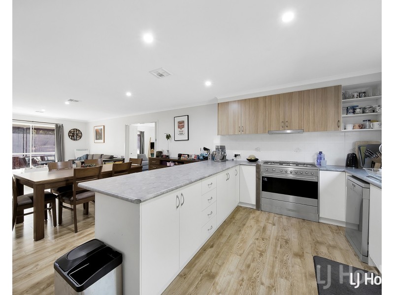 71 Morella Avenue, Jerrabomberra NSW 2619