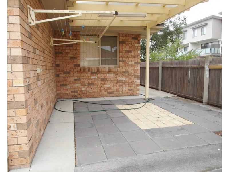 5/1B McKeahnie Street, Queanbeyan NSW 2620