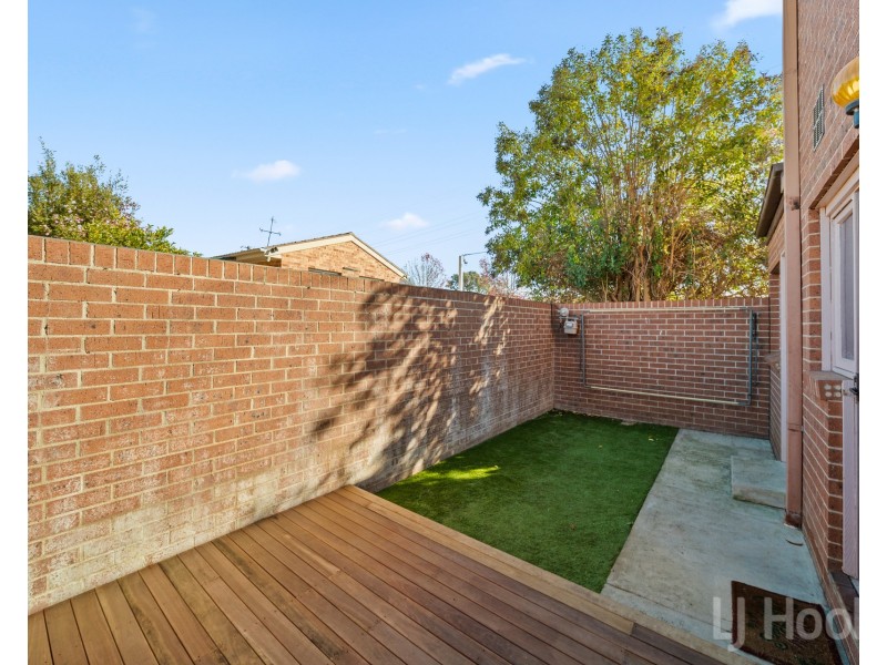 1/8 Hakea Street, Karabar NSW 2620