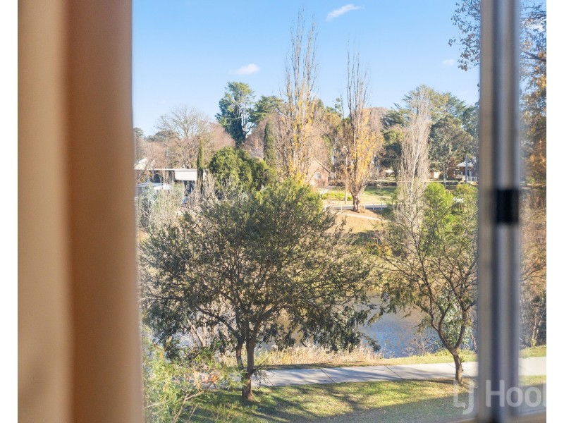 8/46 Trinculo Place, Queanbeyan East NSW 2620