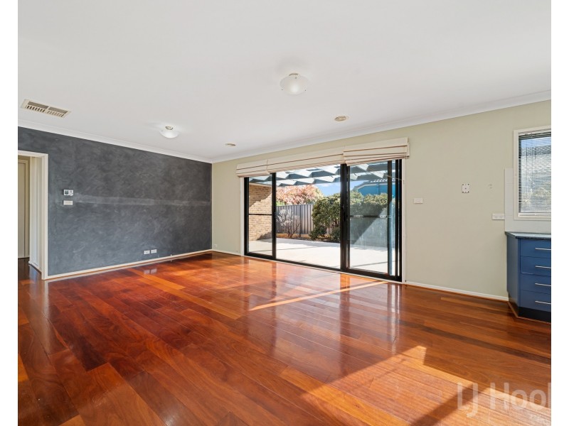 3 Ironbark Circuit, Jerrabomberra NSW 2619