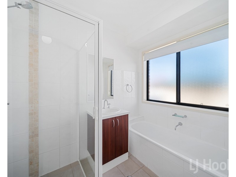 3 Ironbark Circuit, Jerrabomberra NSW 2619