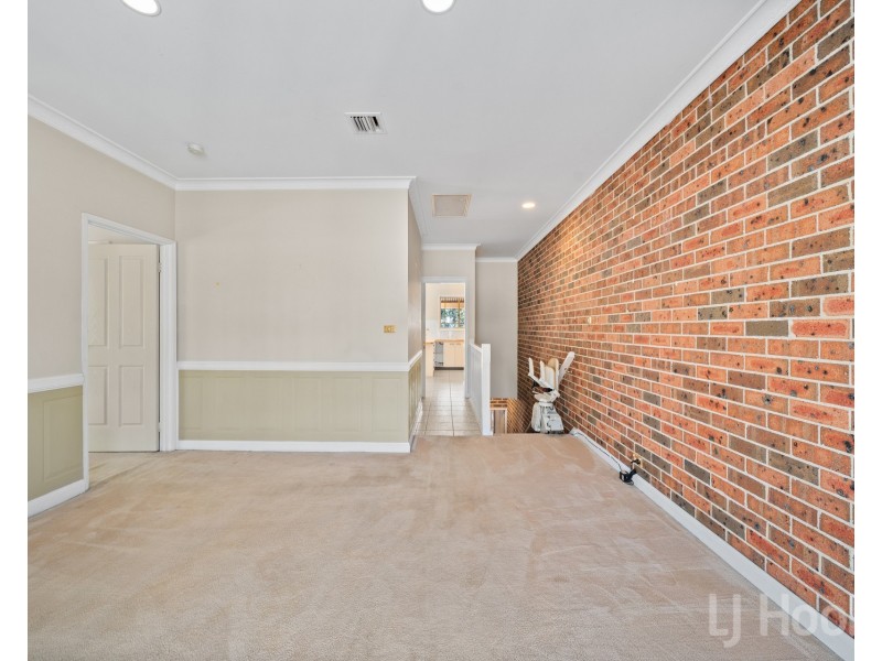 1/28 Macquoid Street, Queanbeyan East NSW 2620