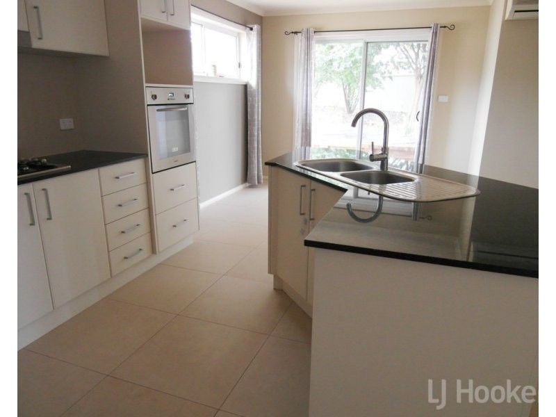 5/23 Donald Road, Queanbeyan NSW 2620
