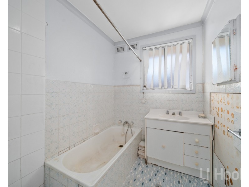 39 Gilmore Place, Queanbeyan West NSW 2620