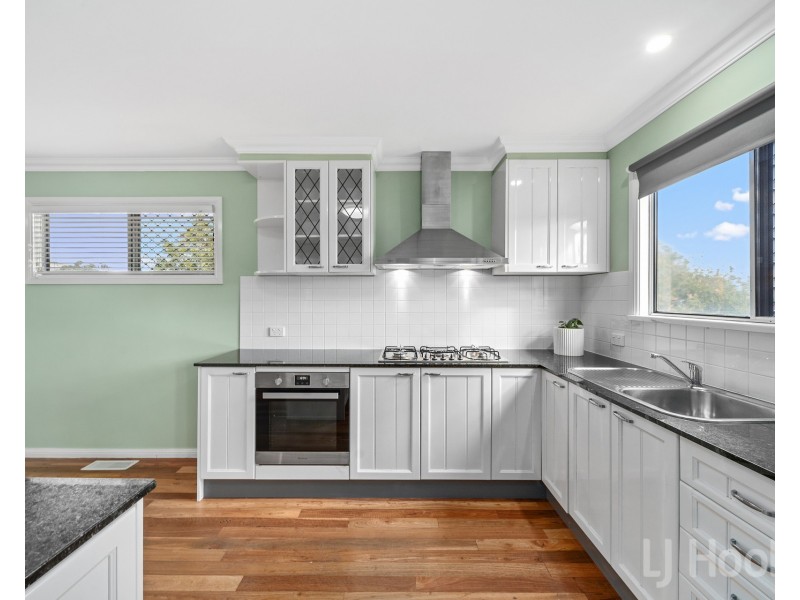 4 Miller Street, Queanbeyan West NSW 2620