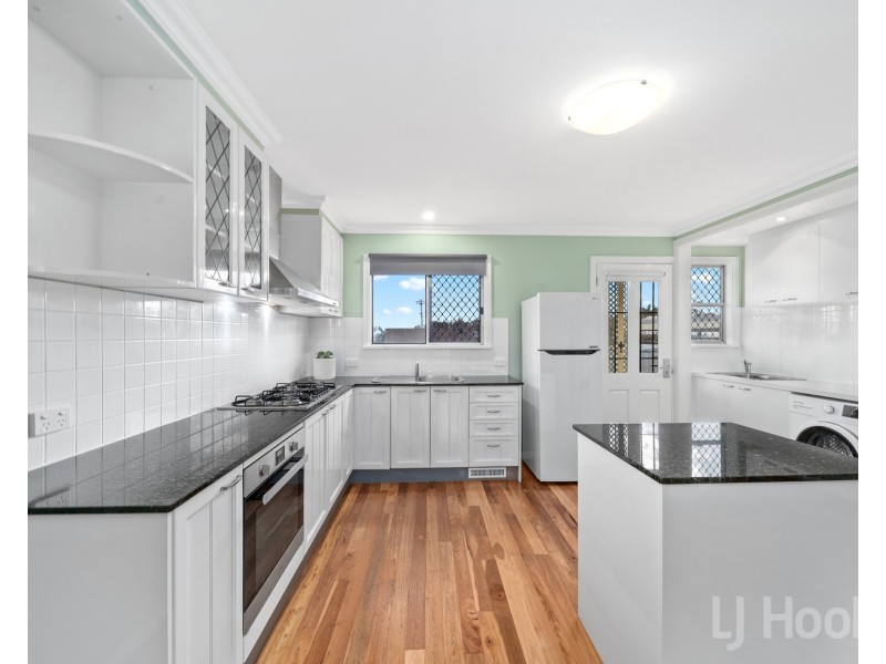 4 Miller Street, Queanbeyan West NSW 2620