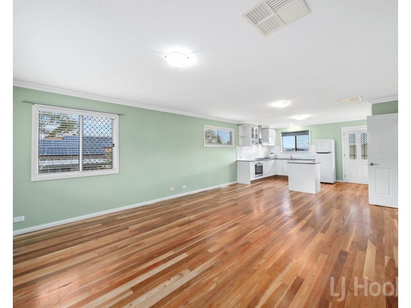 4 Miller Street, Queanbeyan West NSW 2620