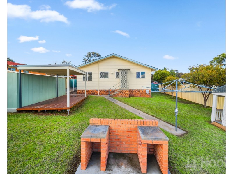 4 Miller Street, Queanbeyan West NSW 2620