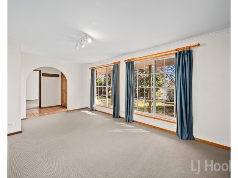 19 Bilkurra Street, Queanbeyan West NSW 2620