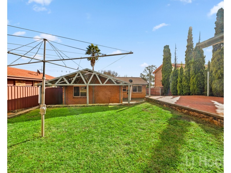19 Bilkurra Street, Queanbeyan West NSW 2620