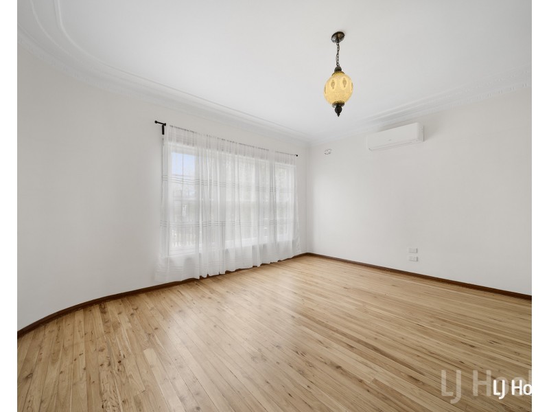 1 Wood Avenue, Queanbeyan NSW 2620