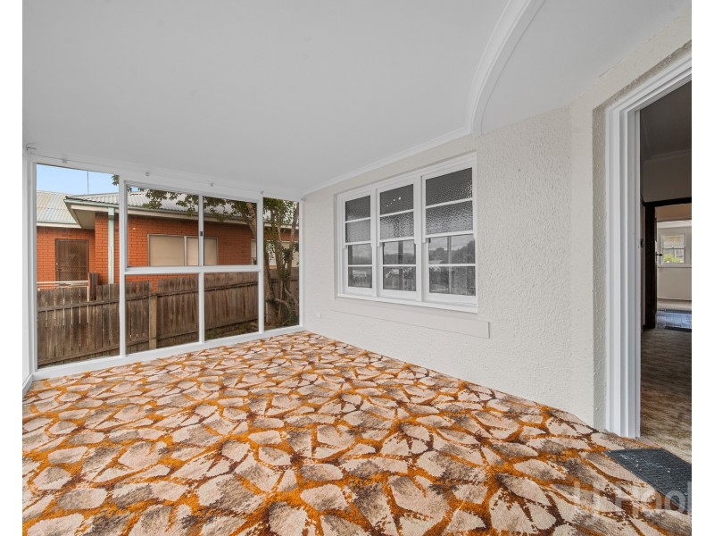 16 Collins Street, Queanbeyan NSW 2620