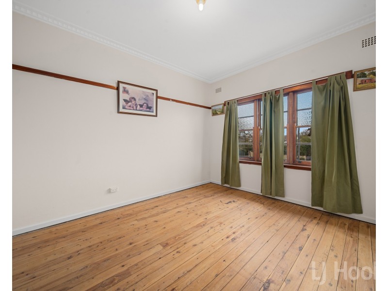 16 Collins Street, Queanbeyan NSW 2620