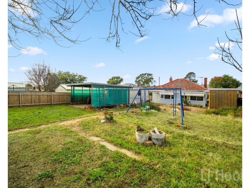 16 Collins Street, Queanbeyan NSW 2620