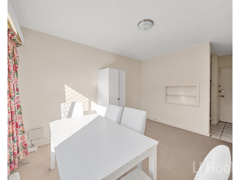 18/2 Donald Road, Queanbeyan NSW 2620