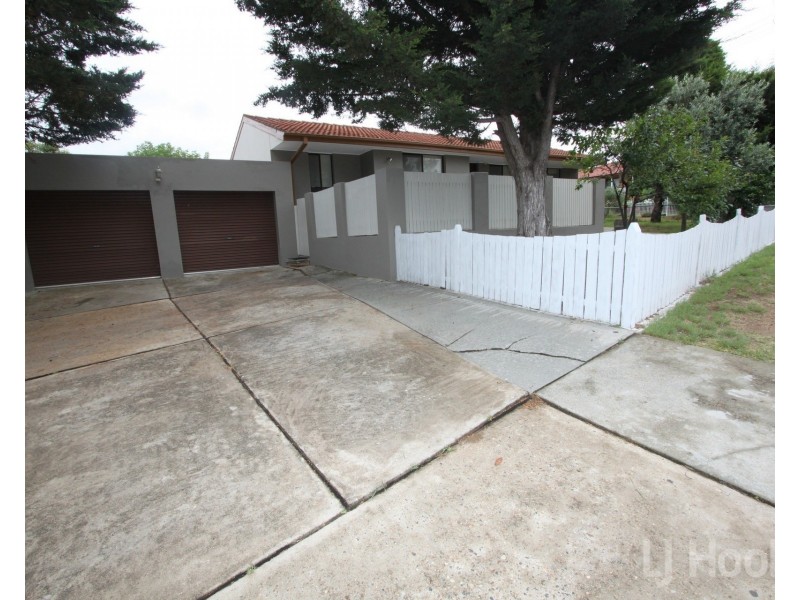 6 Ash Street, Queanbeyan NSW 2620