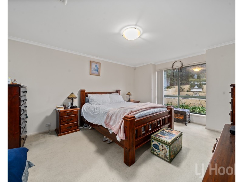 27 Woodhill Link, Jerrabomberra NSW 2619