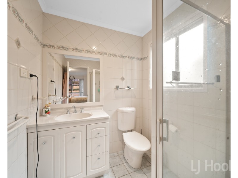 27 Woodhill Link, Jerrabomberra NSW 2619