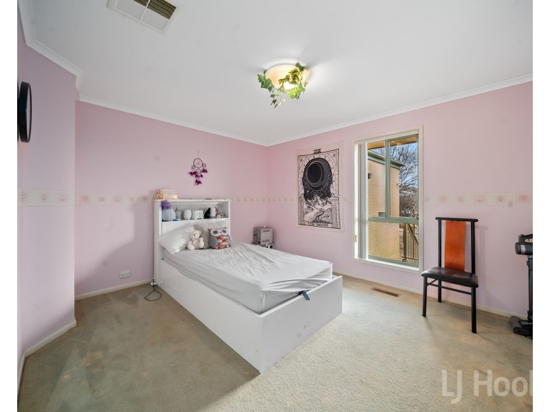 27 Woodhill Link, Jerrabomberra NSW 2619