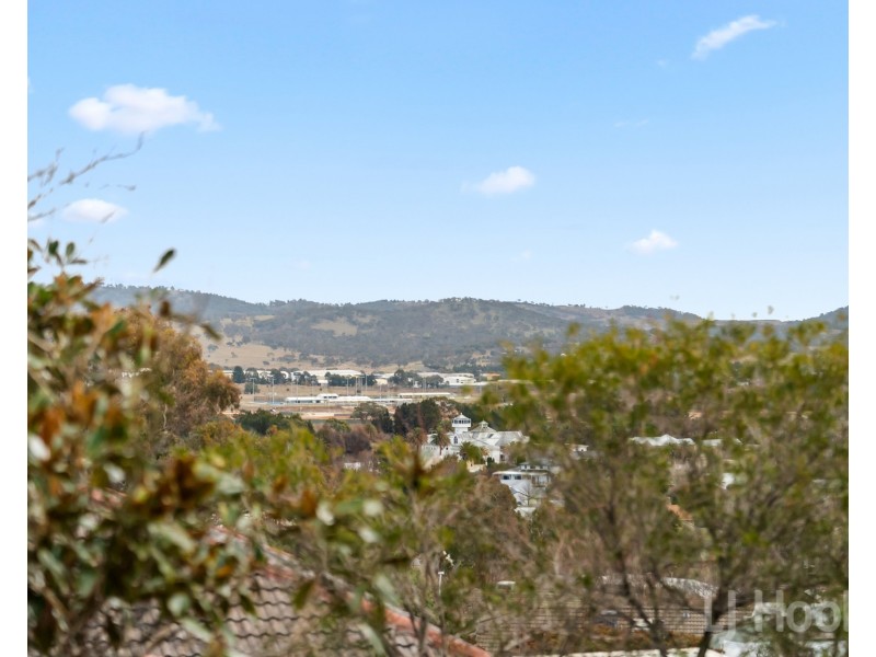 27 Woodhill Link, Jerrabomberra NSW 2619