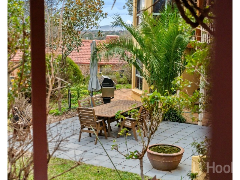 27 Woodhill Link, Jerrabomberra NSW 2619