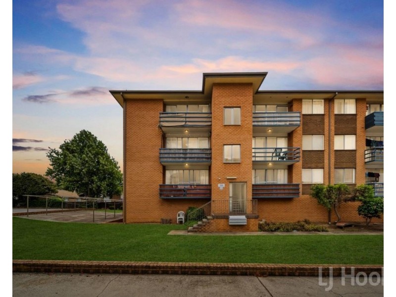 7/106 Henderson Road, Queanbeyan NSW 2620