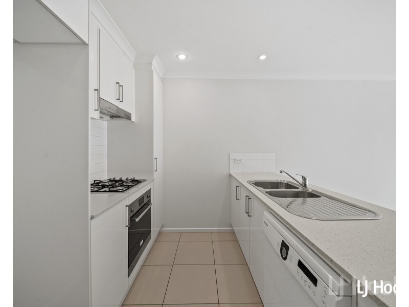 7/19 Henderson Road, Queanbeyan NSW 2620