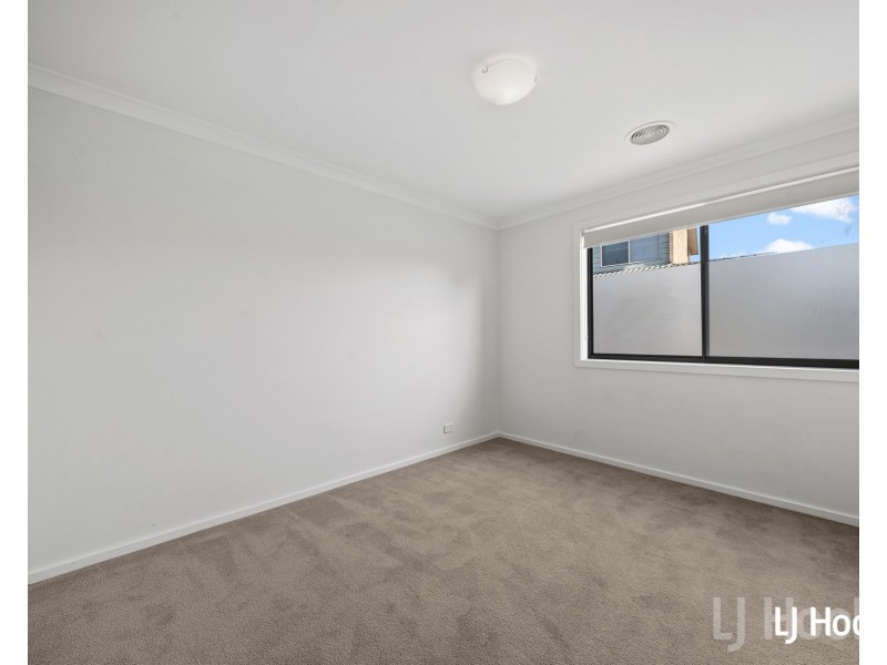 7/19 Henderson Road, Queanbeyan NSW 2620