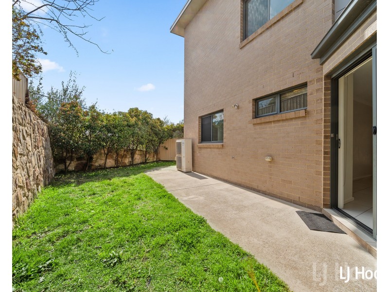 7/19 Henderson Road, Queanbeyan NSW 2620