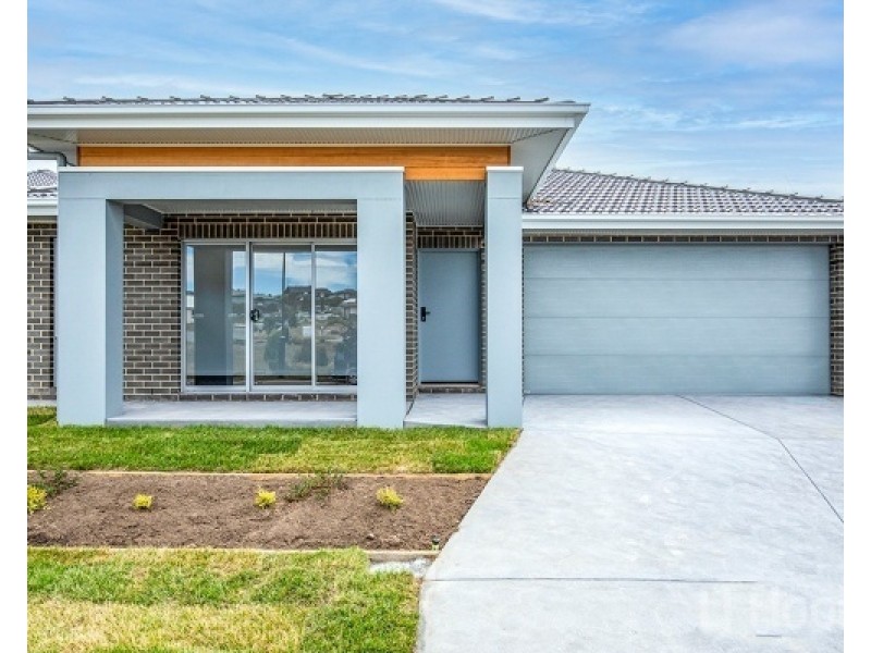 20 Leon Street, Googong NSW 2620