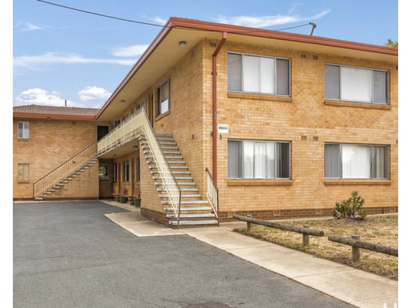 6/3 Carinya Street, Queanbeyan NSW 2620