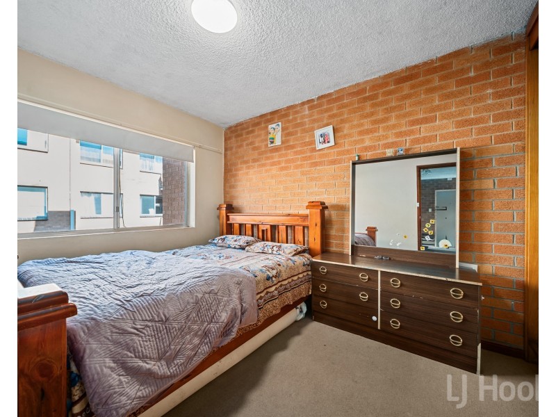 27/18 Booth Street, Queanbeyan East NSW 2620