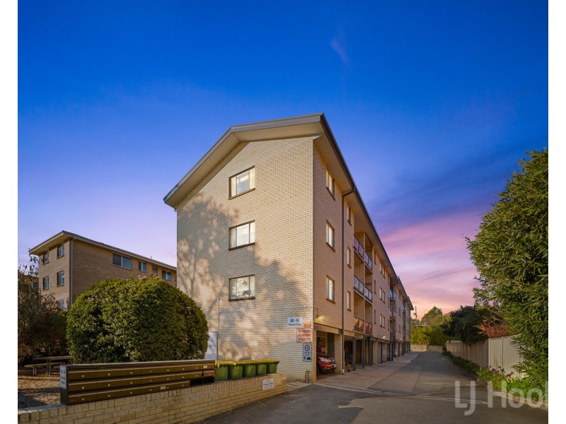 11/52 Trinculo Place, Queanbeyan East NSW 2620
