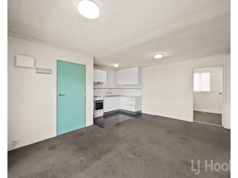 11/52 Trinculo Place, Queanbeyan East NSW 2620