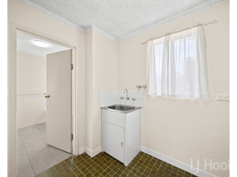11/52 Trinculo Place, Queanbeyan East NSW 2620