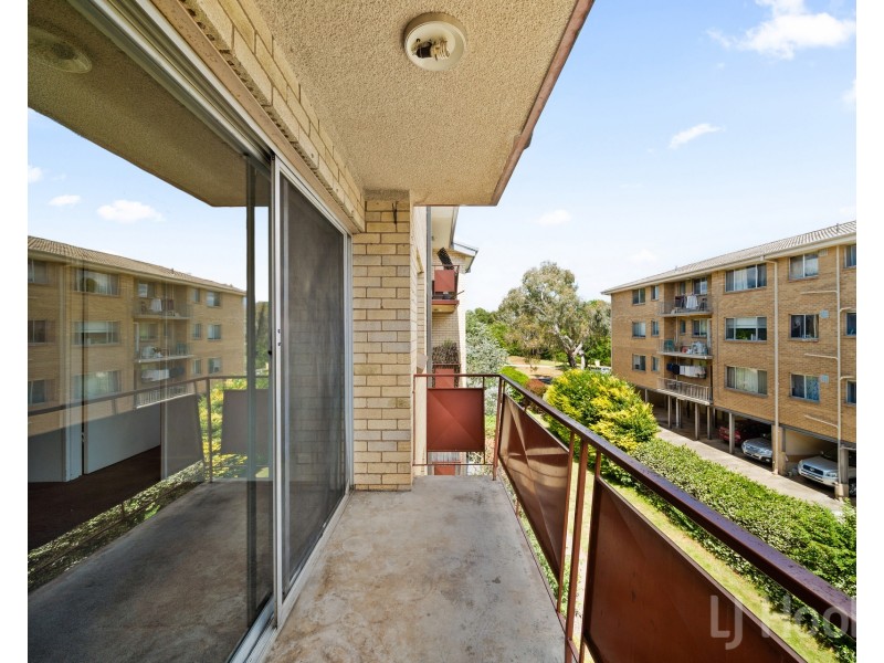 11/52 Trinculo Place, Queanbeyan East NSW 2620