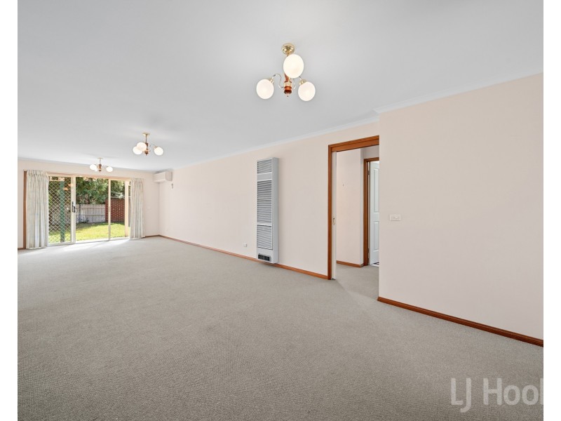 11/1-3 Forest Drive, Jerrabomberra NSW 2619
