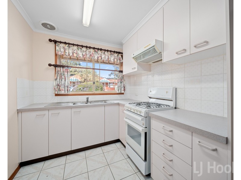 11/1-3 Forest Drive, Jerrabomberra NSW 2619