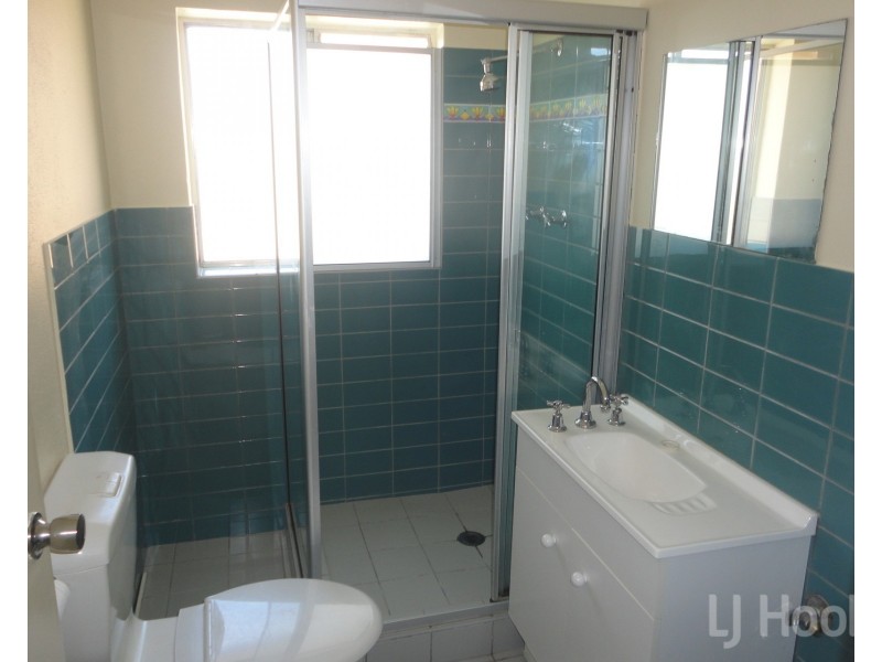 24/67 Macquoid Street, Queanbeyan NSW 2620