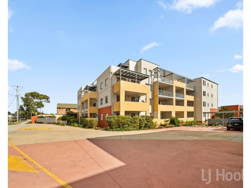 17B/17 Uriarra Road, Queanbeyan NSW 2620