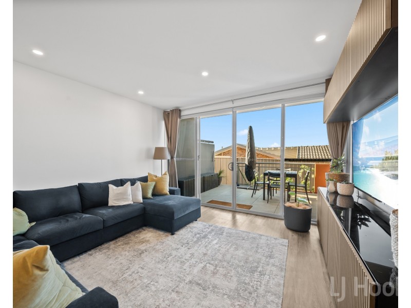 17B/17 Uriarra Road, Queanbeyan NSW 2620