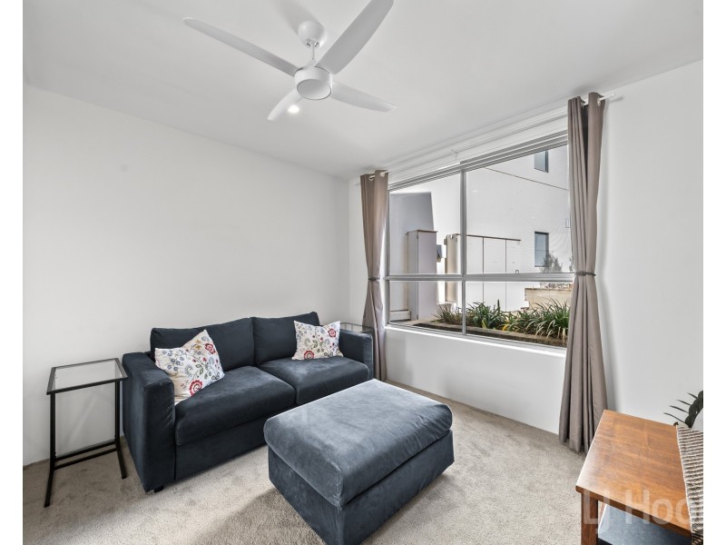 17B/17 Uriarra Road, Queanbeyan NSW 2620
