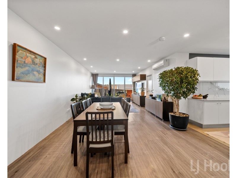 17B/17 Uriarra Road, Queanbeyan NSW 2620
