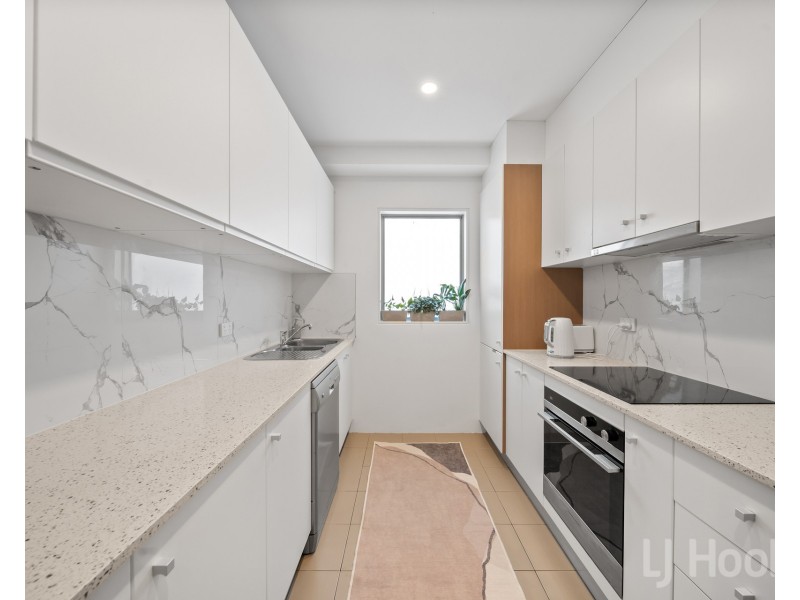 17B/17 Uriarra Road, Queanbeyan NSW 2620