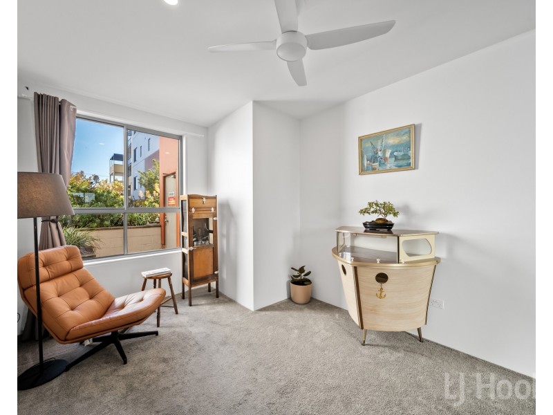 17B/17 Uriarra Road, Queanbeyan NSW 2620