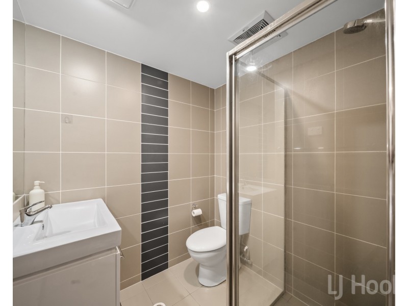 17B/17 Uriarra Road, Queanbeyan NSW 2620
