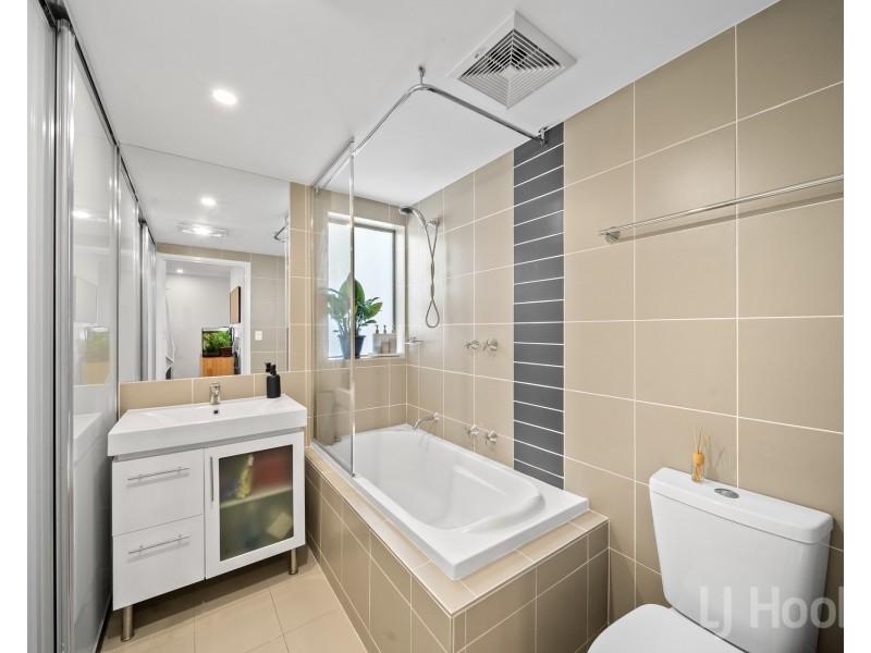 17B/17 Uriarra Road, Queanbeyan NSW 2620