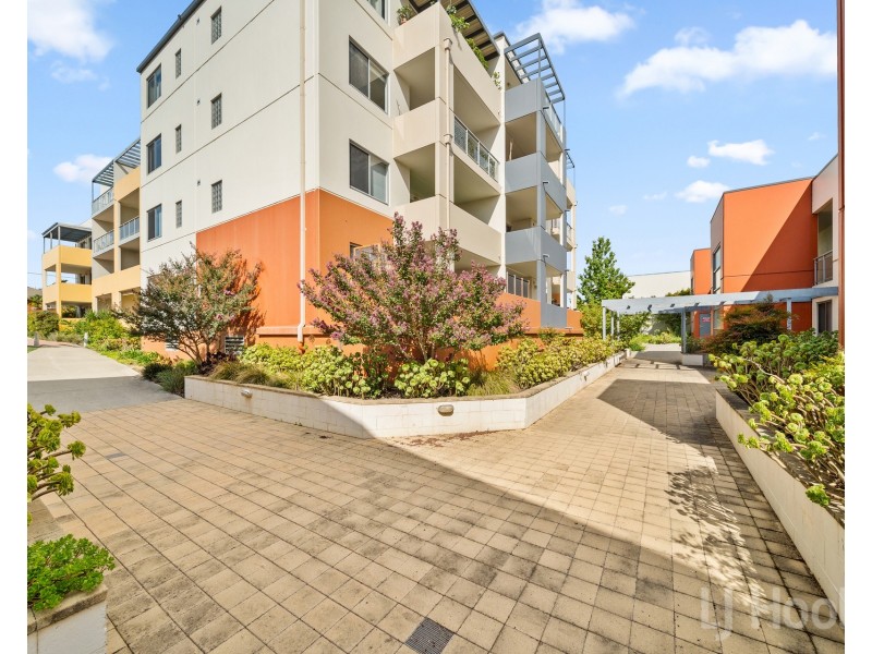 17B/17 Uriarra Road, Queanbeyan NSW 2620
