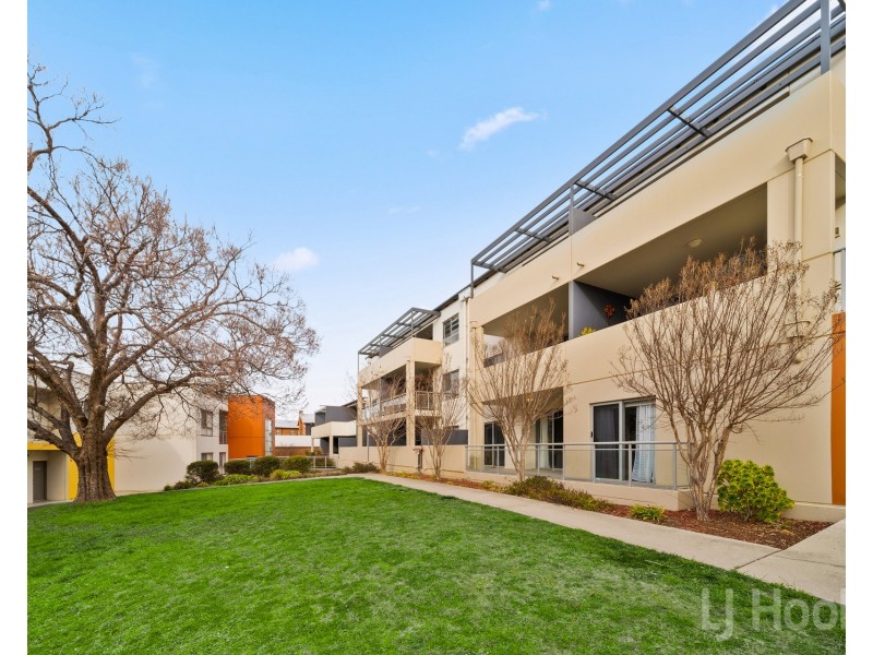 17B/17 Uriarra Road, Queanbeyan NSW 2620